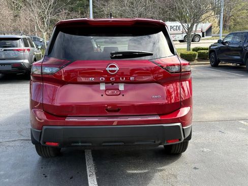 Certified 2026 Nissan Rogue SV w/ Cold Weather Package image 6