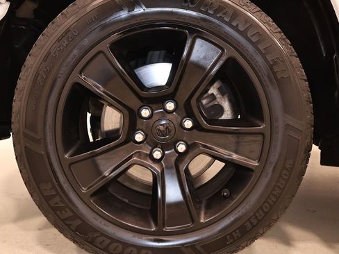Used 2021 RAM 1500 Big Horn AWD/4WD image 34