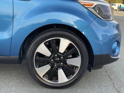 Used 2018 Kia Soul + image 34