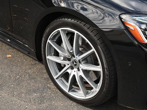 Used 2019 Mercedes-Benz S 560 Sedan image 9