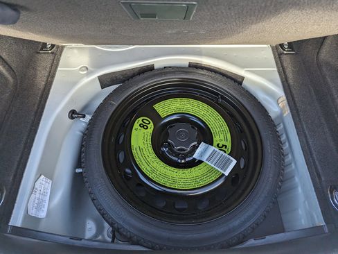 Used 2016 Audi A4 2.0T Premium image 42