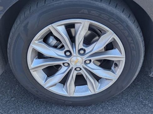 Used 2023 Chevrolet Malibu LT FWD image 14