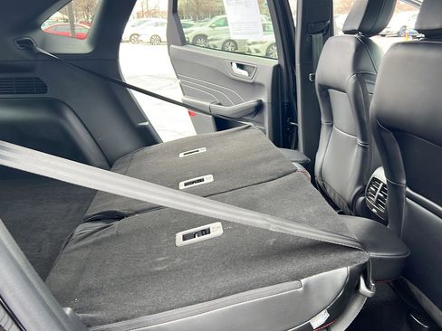 Used 2025 Ford Escape ST-Line image 35