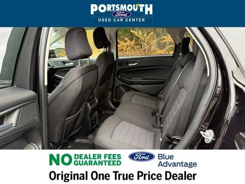 Used 2022 Ford Edge SE w/ Black Appearance Package image 5