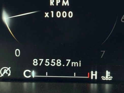 Used 2019 Lincoln Navigator Reserve image 32