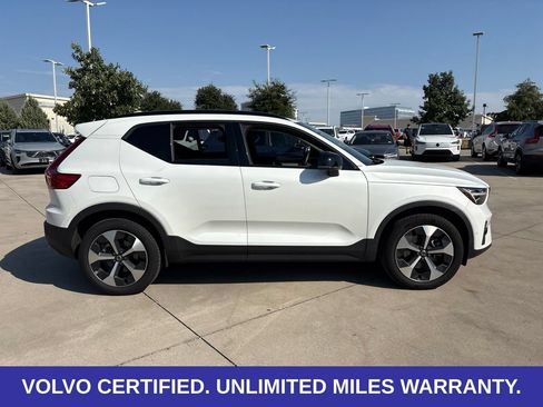 Certified 2026 Volvo XC40 B5 Plus AWD/4WD image 5