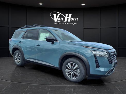 New 2026 Nissan Pathfinder SL w/ Cargo Package AWD/4WD image 2