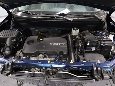 Used 2022 Chevrolet Equinox LS image 12