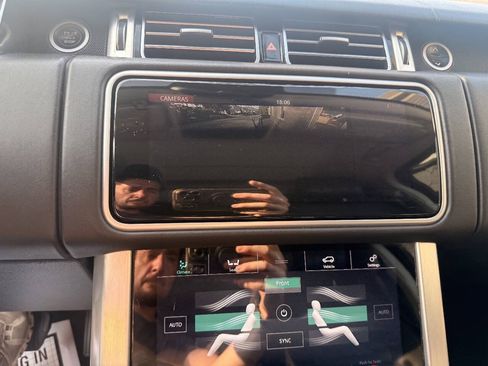 Used 2018 Land Rover Range Rover Long Wheelbase Supercharged AWD/4WD image 23