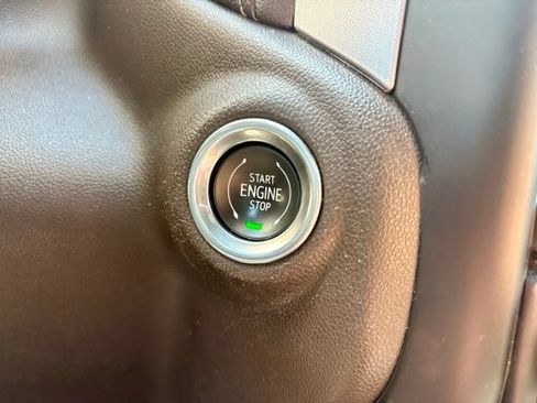 Used 2019 GMC Sierra 1500 SLT w/ SLT Premium Plus Package AWD/4WD image 21