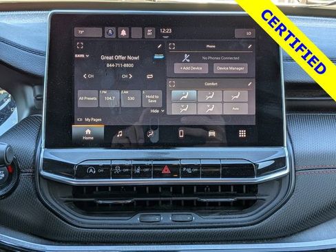 Used 2023 Jeep Compass Trailhawk image 16