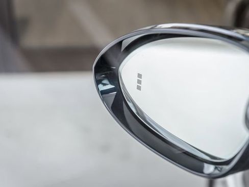 Used 2019 Porsche Cayenne image 48