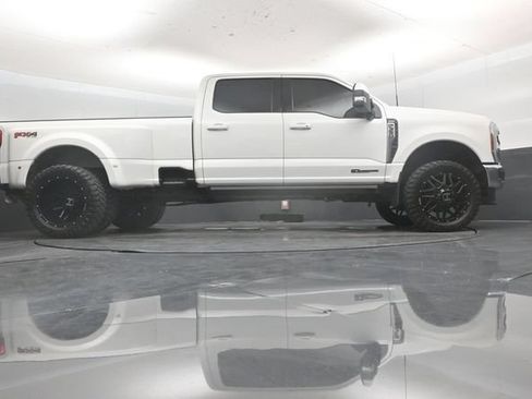 Used 2023 Ford F350 Lariat w/ Lariat Ultimate Package AWD/4WD image 53