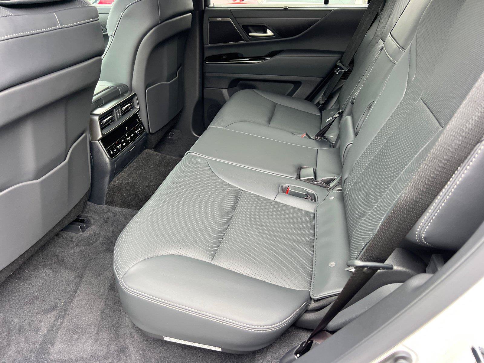 New 2026 Lexus LX 700h Luxury AWD/4WD image 14