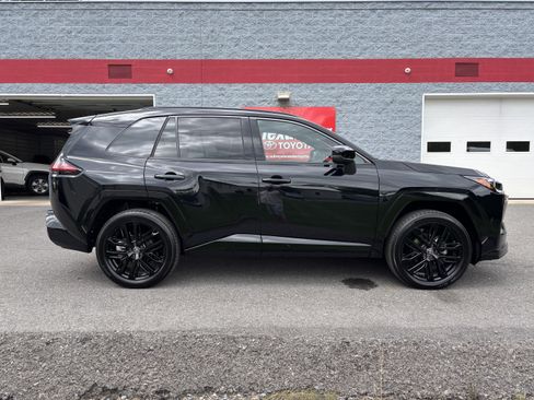Used 2026 Toyota RAV4 XSE AWD/4WD image 2