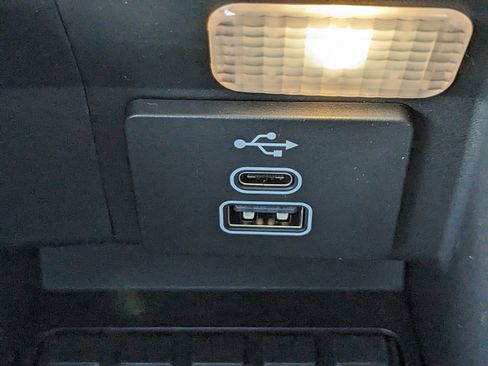 New 2025 Lincoln Aviator 2WD w/ Equipment Group 101A image 26