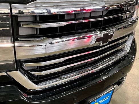 Used 2016 Chevrolet Silverado 1500 High Country AWD/4WD image 33