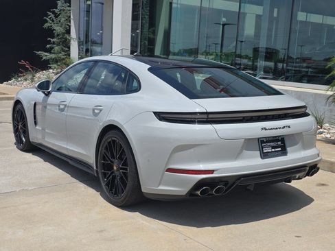Certified 2025 Porsche Panamera GTS AWD/4WD image 3
