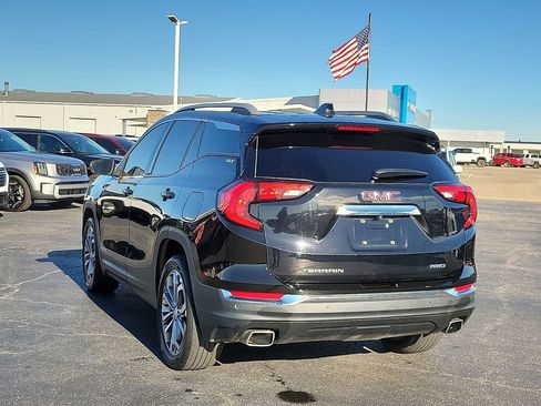 Used 2019 GMC Terrain SLT w/ Preferred Package image 4