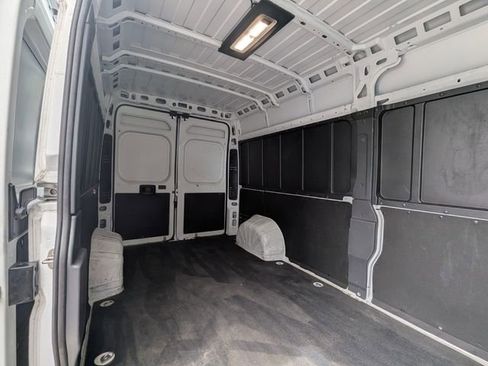 Used 2025 RAM ProMaster 2500 w/ Convenience Group FWD image 28