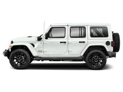 Certified 2022 Jeep Wrangler Unlimited Sahara w/ Cold Weather Group AWD/4WD image 2