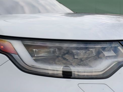 Used 2023 Land Rover Discovery S R-Dynamic AWD/4WD image 32
