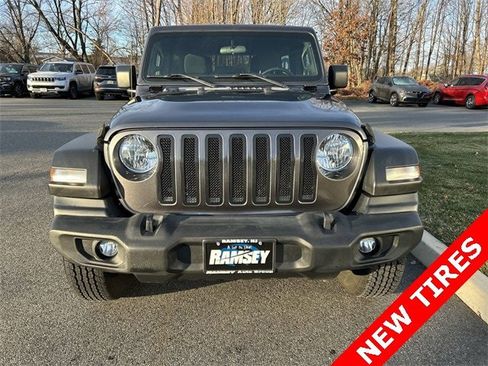 Certified 2019 Jeep Wrangler Unlimited Sport S image 3