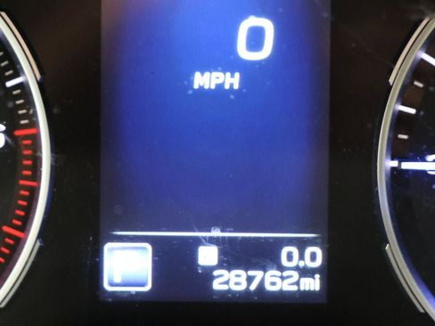 Used 2022 Subaru Ascent Limited w/ Technology Package image 21