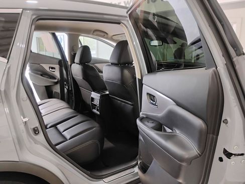 Used 2023 Nissan Murano SV w/ SV Midnight Edition Package FWD image 47