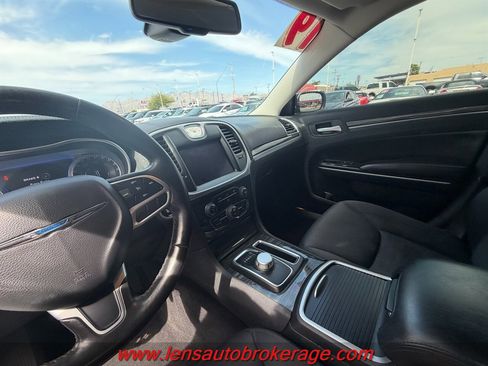 Used 2019 Chrysler 300 Touring w/ Sport Appearance Package RWD image 12