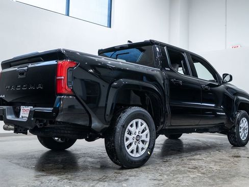 New 2026 Toyota Tacoma SR5 image 9