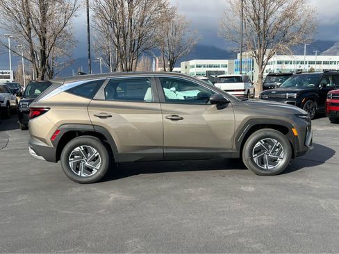 New 2026 Hyundai Tucson Blue SE AWD/4WD image 6