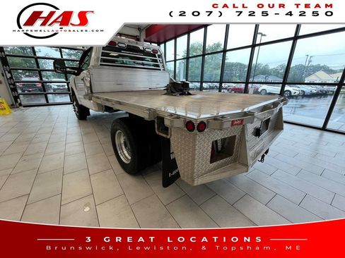 Used 2017 Ford F350 XL w/ Power Equipment Group AWD/4WD image 3
