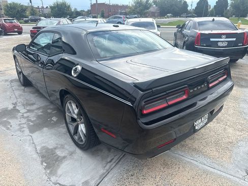 Used 2023 Dodge Challenger GT RWD image 3