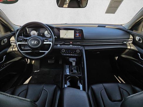 Used 2024 Hyundai Elantra Limited FWD image 18