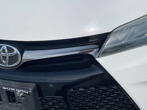 Used 2015 Toyota Camry XSE FWD image 20