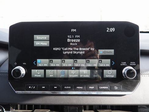 Used 2024 Mitsubishi Outlander 4WD Plug-In Hybrid image 15