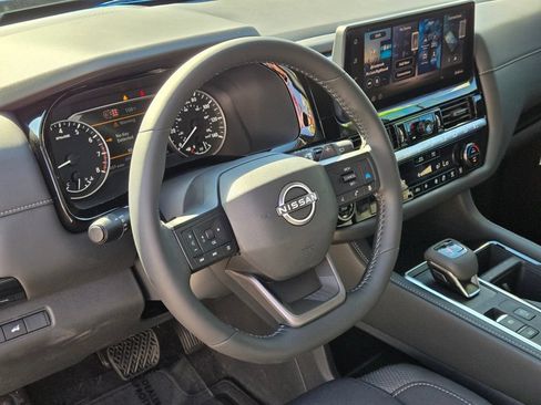 Certified 2026 Nissan Pathfinder SV AWD/4WD image 24