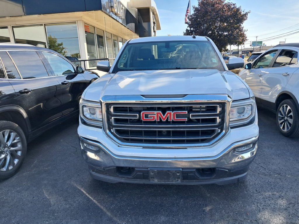 Used 2019 GMC Sierra 1500 SLE w/ SLE Value Package AWD/4WD image 5