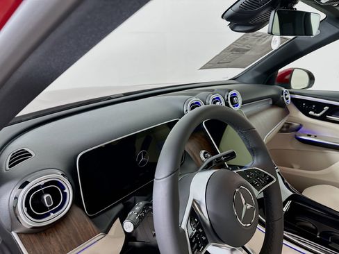 New 2026 Mercedes-Benz GLC 300 4MATIC image 10
