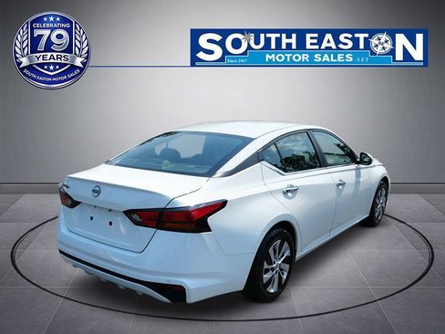 Used 2023 Nissan Altima 2.5 S FWD image 6