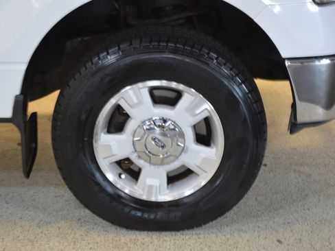 Used 2012 Ford F150 XLT AWD/4WD image 9