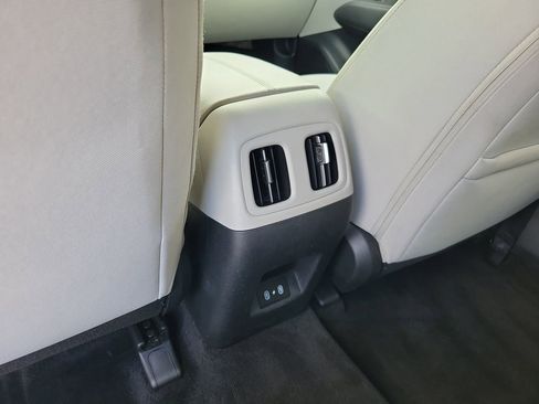 Used 2025 Hyundai Tucson SEL image 11