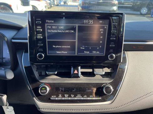 Used 2020 Toyota Corolla SE image 22