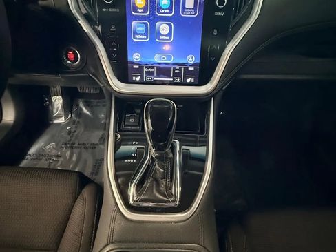 Used 2021 Subaru Outback Premium image 16