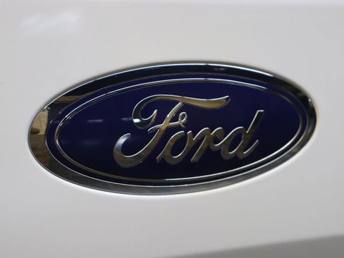 Used 2020 Ford F150 Lariat w/ Equipment Group 502A Luxury image 27