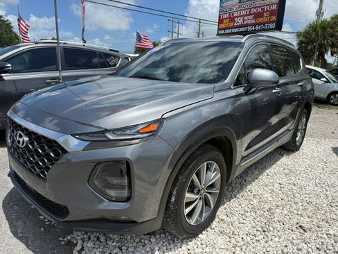 Used 2019 Hyundai Santa Fe SEL FWD image 1
