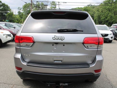Used 2014 Jeep Grand Cherokee Laredo w/ 18" Wheel & 8.4" Radio Group AWD/4WD image 6