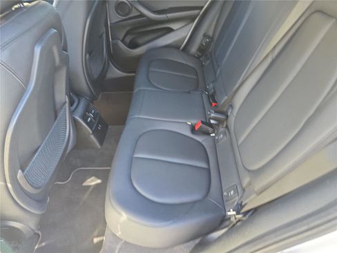 Used 2022 BMW X2 sDrive28i w/ Convenience Package image 17