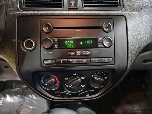 Used 2007 Ford Focus S image 11